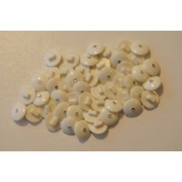 Weiß gewölbt mit Steinchen, Öse (J014)